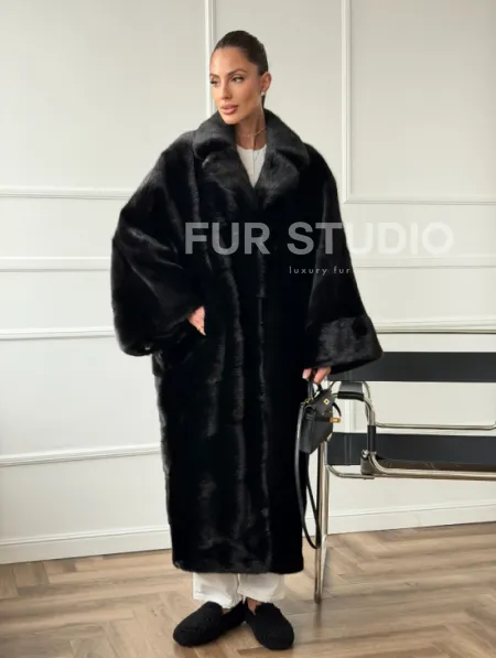 Черное меховое норковое пальто в стиле 