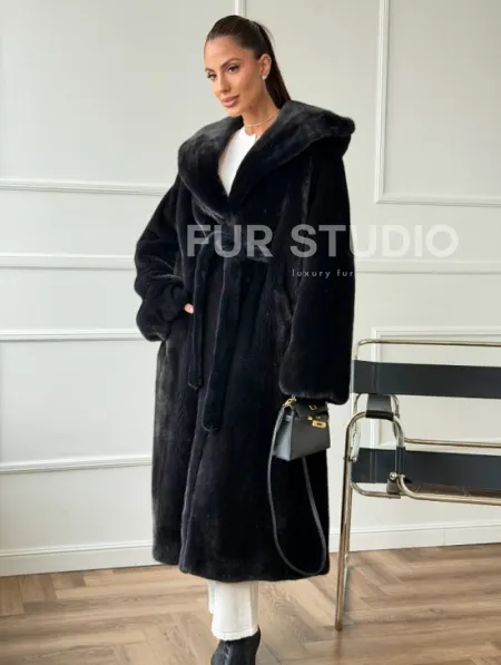 Шуба из норки BLACKGLAMA  с капюшоном в роспуск - фото 3