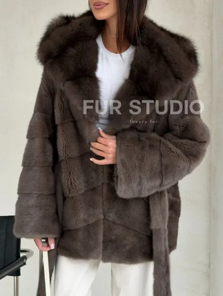 Меховой норковый полушубок с капюшоном куница - фото 3
