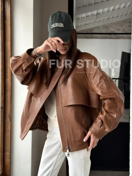 Стильная кожаная куртка - фото 16