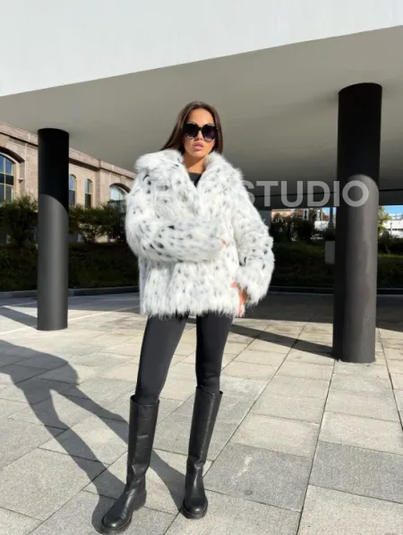 Полушубок из экомеха - фото 4