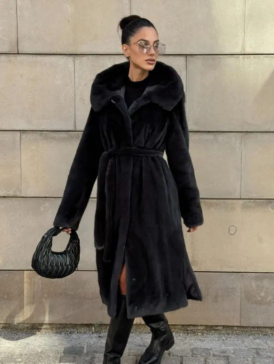 Шуба из меха импортной норки NAFA с капюшоном, цвет темный графит - фото 0