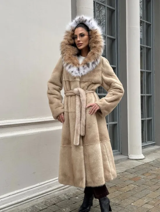 Классическая шуба из меха норки Champagne с капюшоном из рыси - фото 11