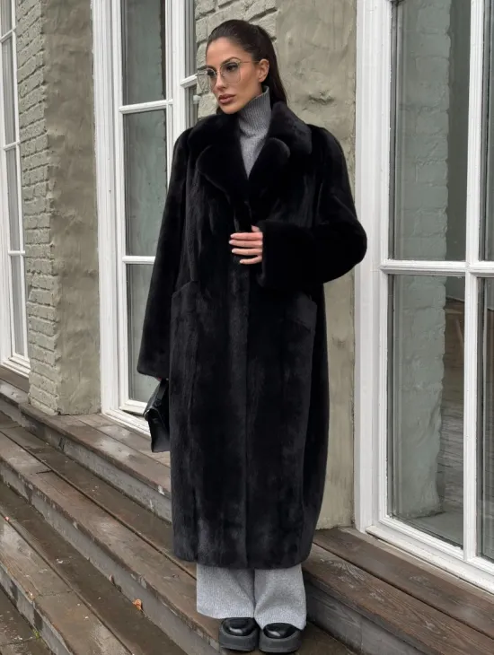 Шуба из канадской аукционной норки с английским воротником - Total black - фото 2