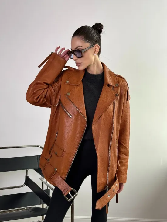 Удлиненная косуха «Прямой Оверсайз» из натуральной кожи whiskey - фото 9