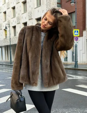 Короткий норковый жакет - цвет соболь - фото 7