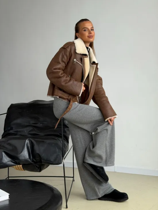 Короткая косуха-дубленка из овчины - фото 6