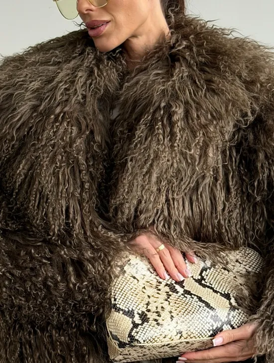 Шуба из лама - фото 1