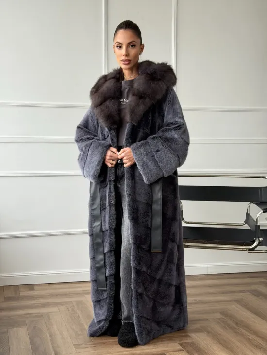 Длинная норковая шуба в пол с капюшоном куница - фото 10