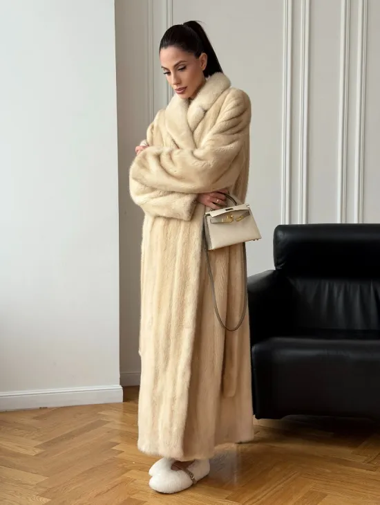 Длинная норковая шуба в натуральном цвете пастель - фото 7