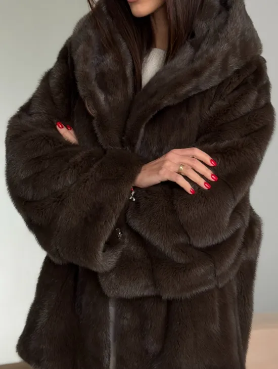 Зимняя норковая шуба с капюшоном - фото 1