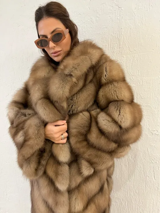 Шуба из меха куницы воротник шаль - фото 4