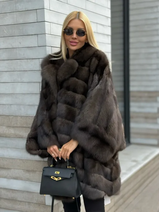 Шуба из натурального меха баргузинского соболя (седина 2) - фото 1