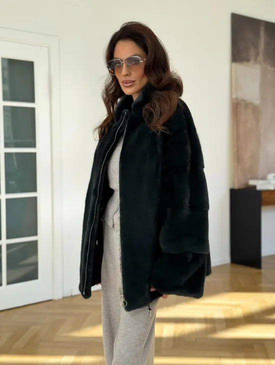 Бомбер из плюшевой норки NAFA - цвет темный изумруд - фото 6