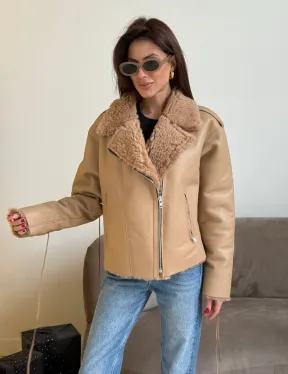 Дубленка - куртка со шнуровкой на спине - фото 3