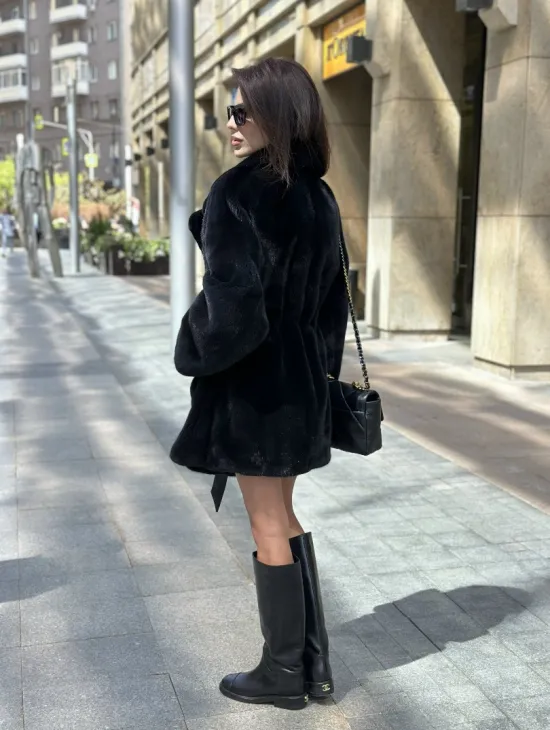 Шуба из плюшевой норки NAFA, роспуск - цвет черный изумруд - фото 3