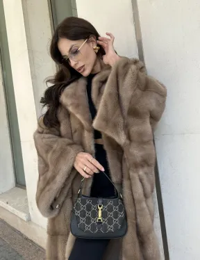 Норковая шуба с английским воротником  - цвет пастель  - стиль 